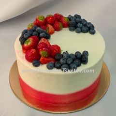 Авторский торт "Ягодный Месяц"